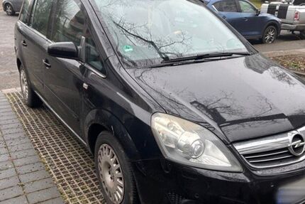 Opel Zafira 179.000 km 2.800 &euro; Recklinghausen 45665