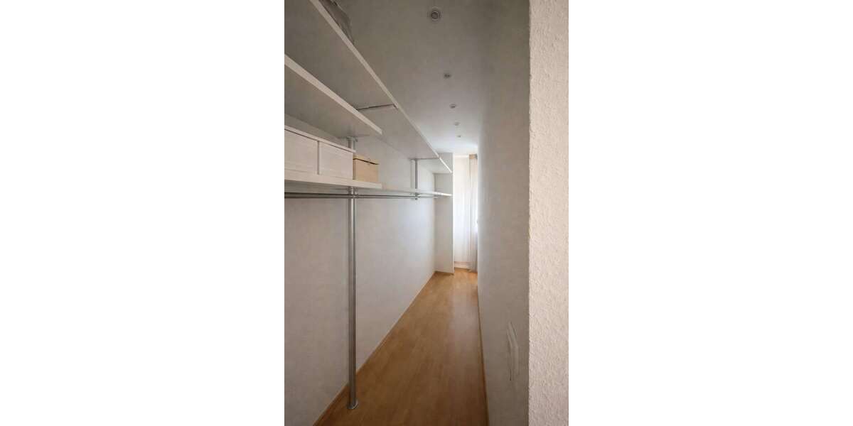 Etagenwohnung Heiligenhaus - 4 Zimmer, 105 m&sup2;, 299.000&euro; | Angebot:26973871