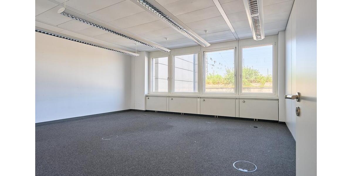 Flexible & günstige Büros ab 2 EURm² – PROVISIONFREI!* zimmer
