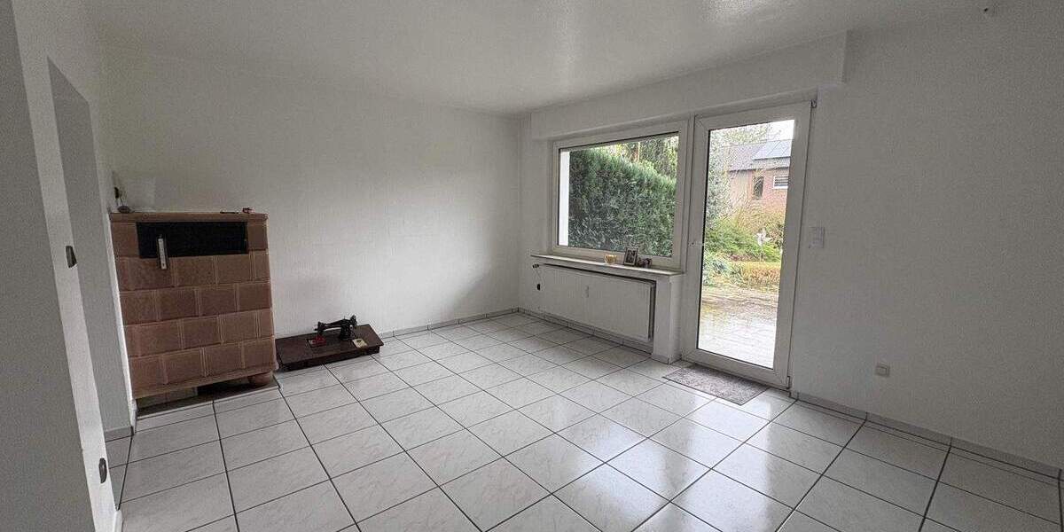 Mehrfamilienhaus, Wohnhaus Moers Hülsdonk - 6 Zimmer, 132 m&sup2;, 620.000&euro; | Angebot:25896452