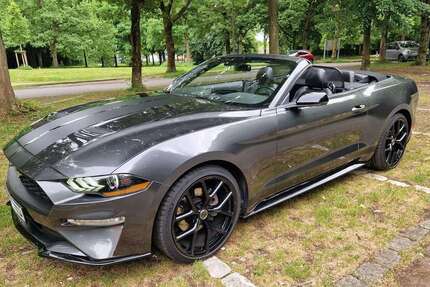 Ford Mustang 65.000 km 27.490 € Duisburg 47228