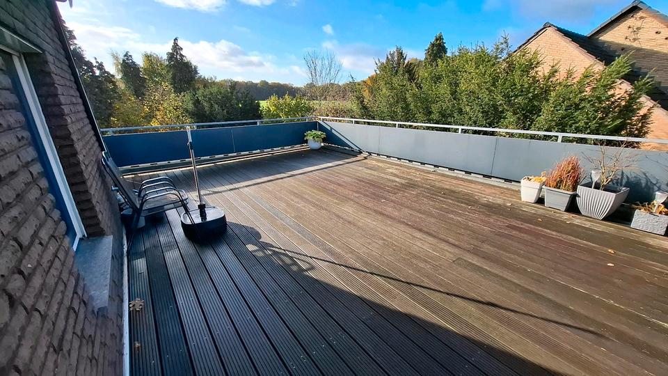 Ruhig gelegene 3,5-Zimmer-Wohnung mit großzügiger Dachterrasse 3 zimmer