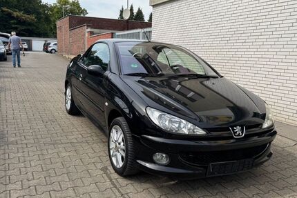 Peugeot 206 114.000 km 2.899 &euro; Essen 45143
