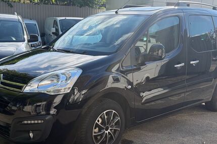 Citroen Berlingo 108.200 km 8.900 &euro; Duisburg 47249