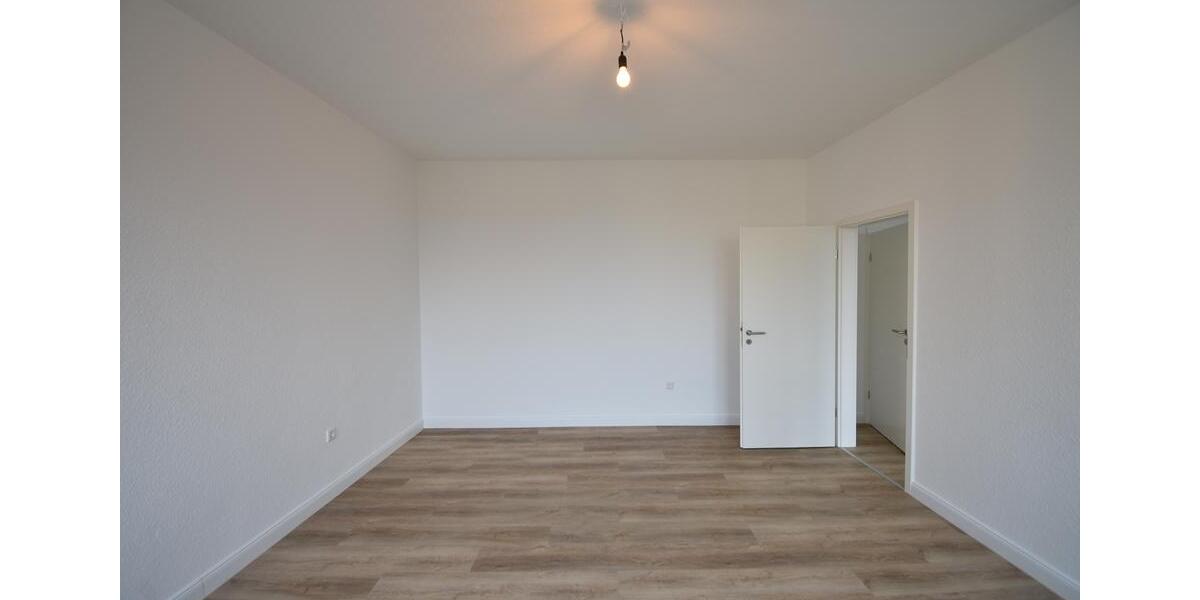 Etagenwohnung Essen Stadtkern - 3 Zimmer, 92 m&sup2;, 895&euro; | Angebot:24862007