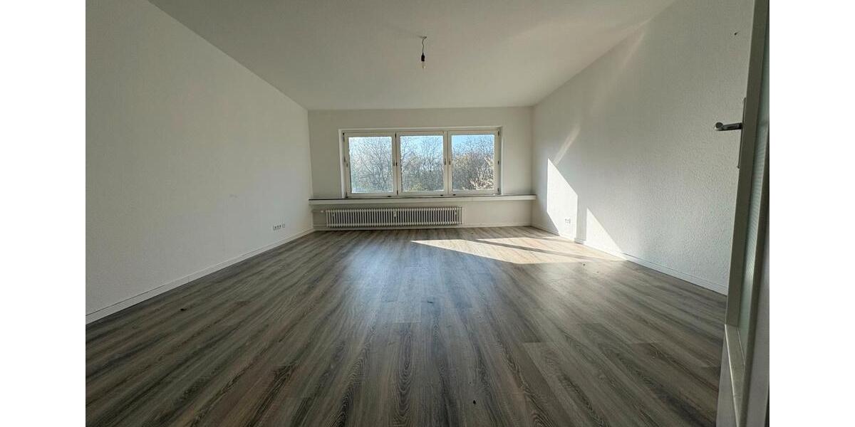 Etagenwohnung Duisburg Mittelmeiderich - 1 Zimmer, 38 m&sup2;, 417&euro; | Angebot:26346336