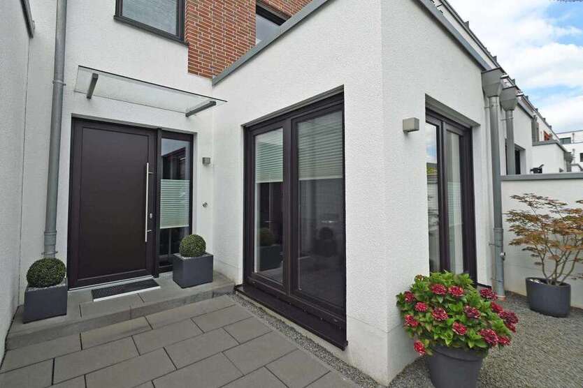 Haus zum Kaufen in Essen 1.195.000 € 195 m²