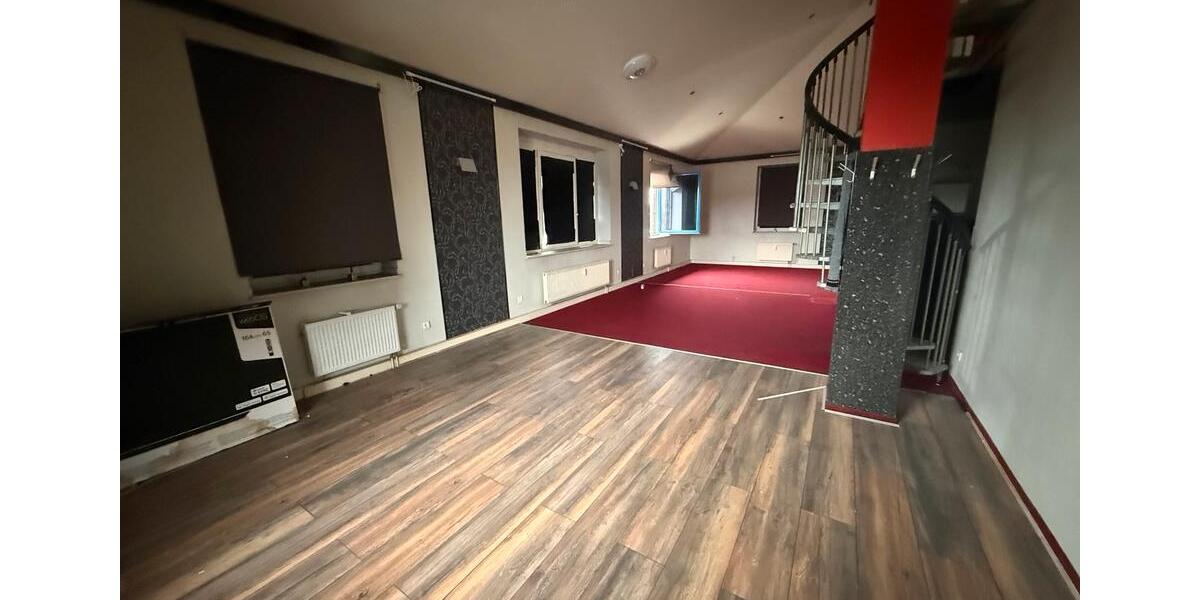 Attraktive Gewerbefläche ca. 140 m² im Obergeschoss zu vermieten zimmer