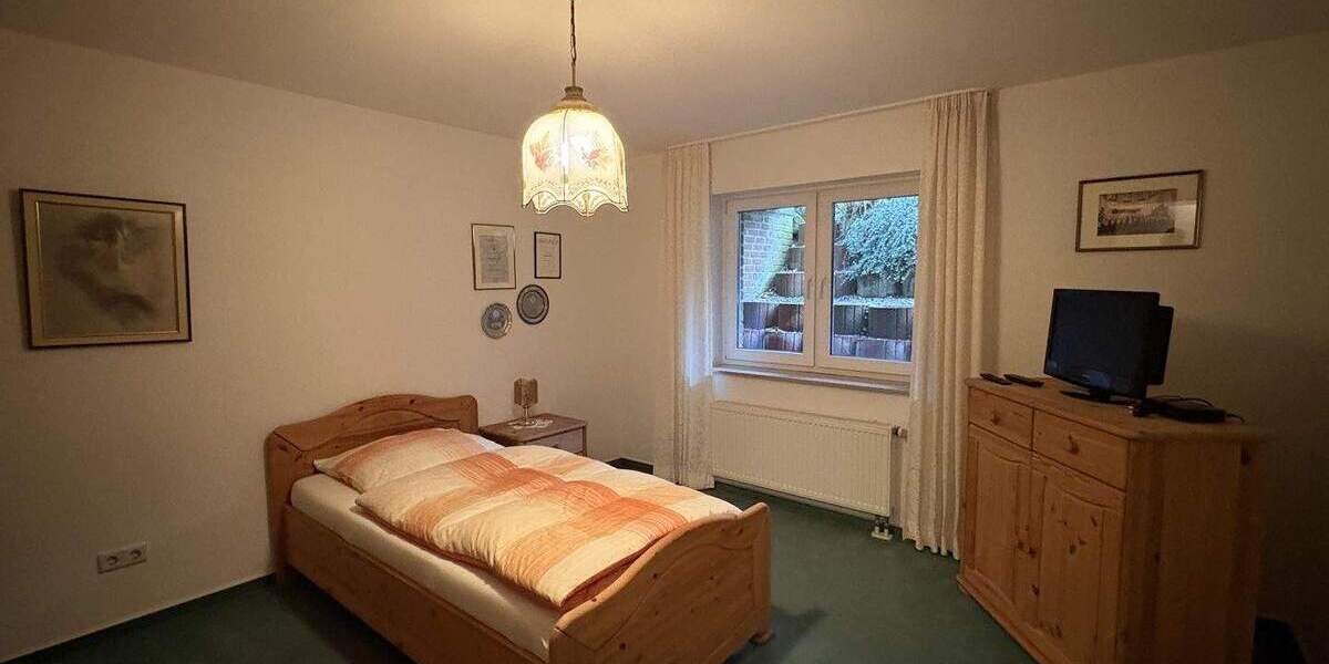 Etagenwohnung Moers Schwafheim - 3 Zimmer, 92 m&sup2;, 320.000&euro; | Angebot:25668377