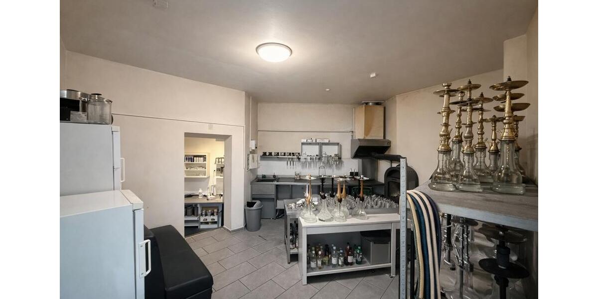 Top-Lage Hattingen: 194 m² Ladenlokal mit Wintergarten – ideal für Gastronomie & Handel zimmer