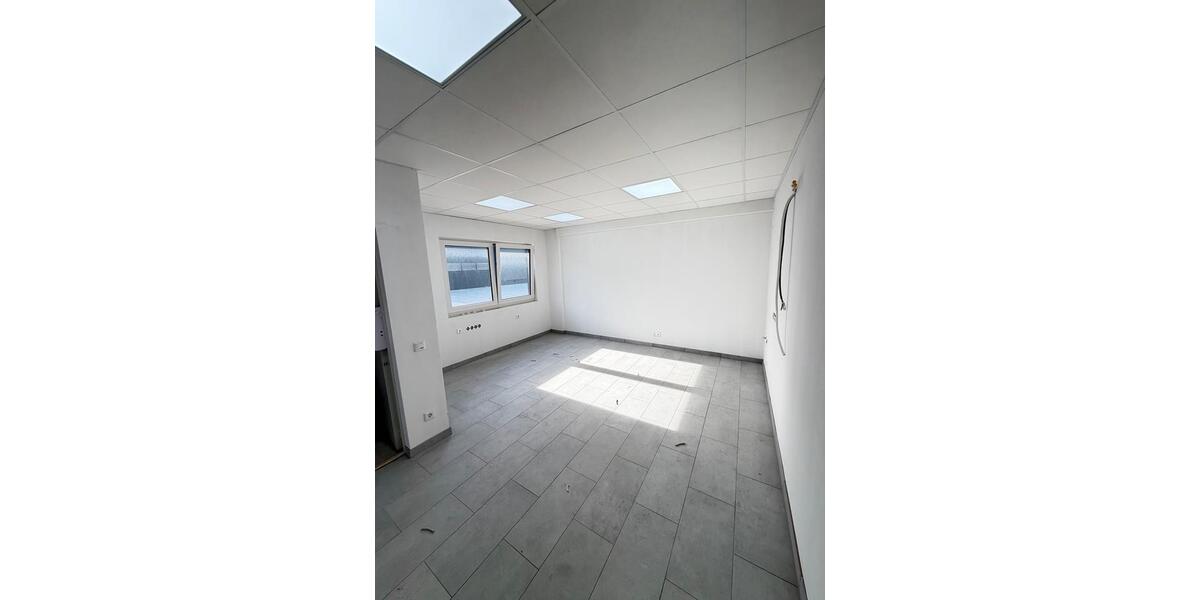 Gewerbeobjekt Voerde (Niederrhein) - 2.000&euro; | Angebot:26527927