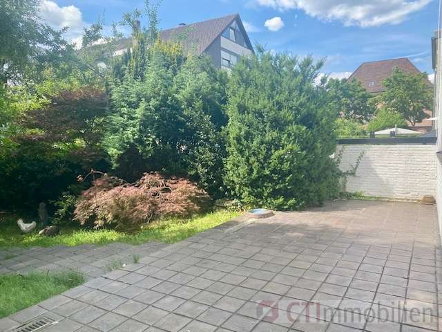 Haus zum Kaufen in Oberhausen 539.000 € 246 m²