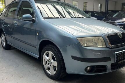 Skoda Fabia 126.000 km 2.370 &euro; Velbert 42551