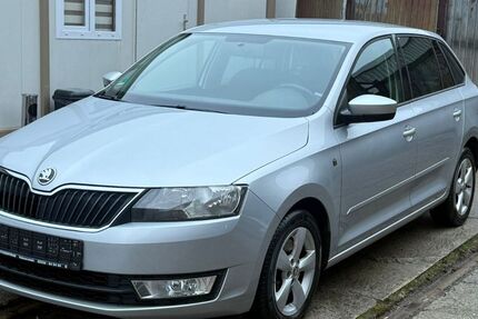 Skoda Rapid 125.000 km 7.990 &euro; Hattingen 45525