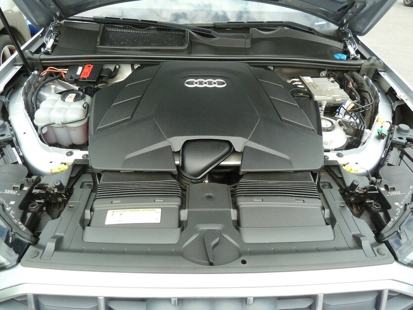 Audi Q7 55e TFSI Quattro Leder Matrix Panorama Air 170.000 km 36.900 € Ratingen 40885