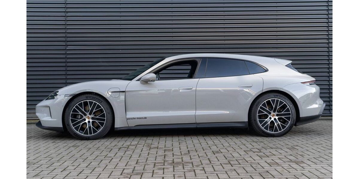 Porsche Taycan 19.900 km 97.900 &euro; Moers 47441