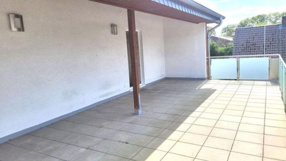 Provisionsfreies, Zweifamilienhaus mit Einliegerwohnung 8 zimmer