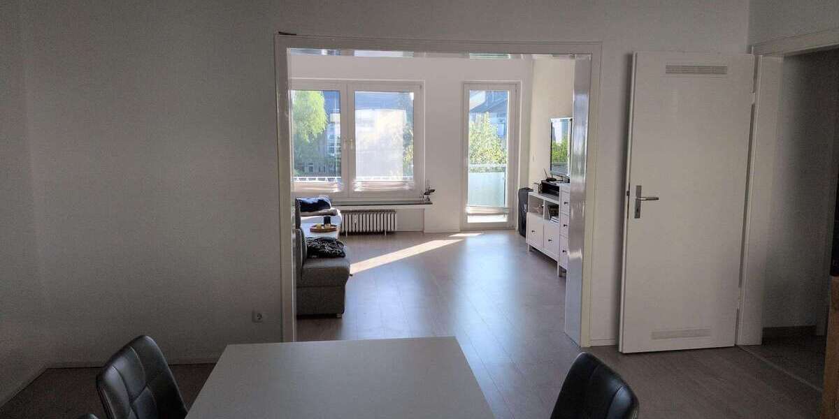 Etagenwohnung Hattingen Baak - 3.5 Zimmer, 93 m&sup2;, 875&euro; | Angebot:27080612