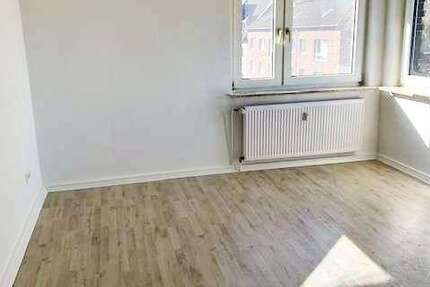 Wohnung Oberhausen Alt-Oberhausen - 2 Zimmer, 61 m&sup2;, 375&euro; | Angebot:26436542