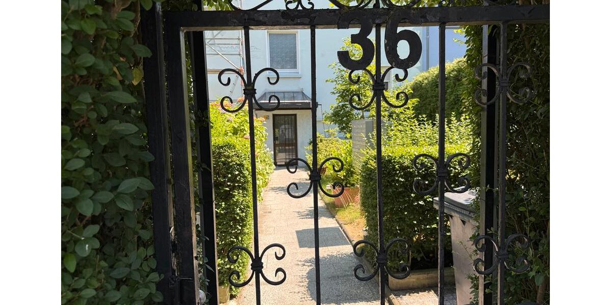 Dachgeschoßwohnung Essen Stadtbezirk III - 2 Zimmer, 31 m&sup2;, 36.000&euro; | Angebot:27129565