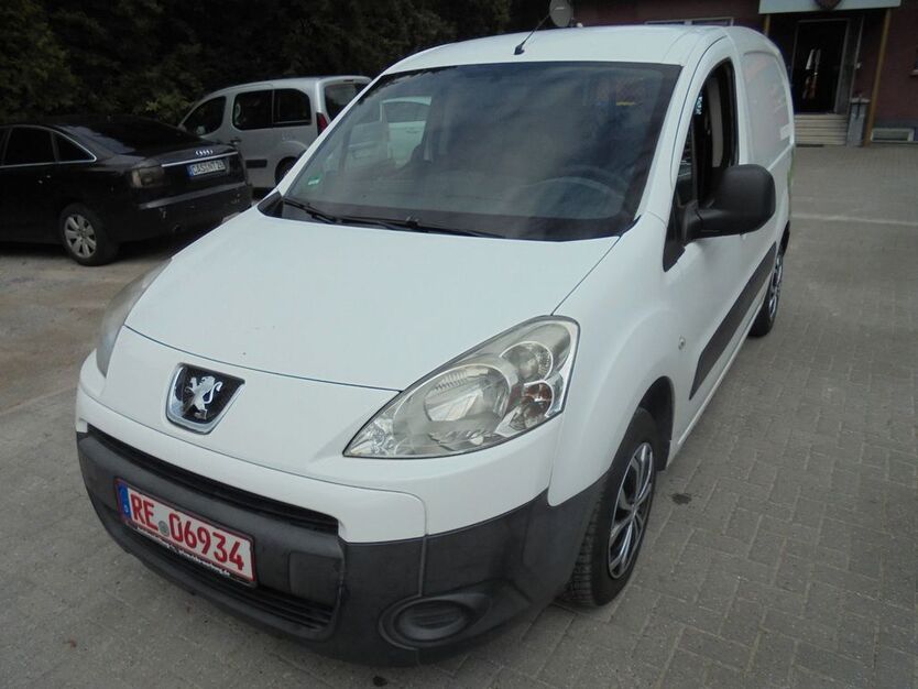 Peugeot Partner 230.783 km 3.999 € Datteln 45711
