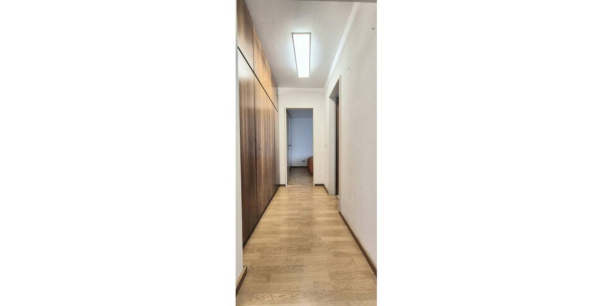 Etagenwohnung Essen Stadtwald - 2 Zimmer, 70 m&sup2;, 222.000&euro; | Angebot:26128173