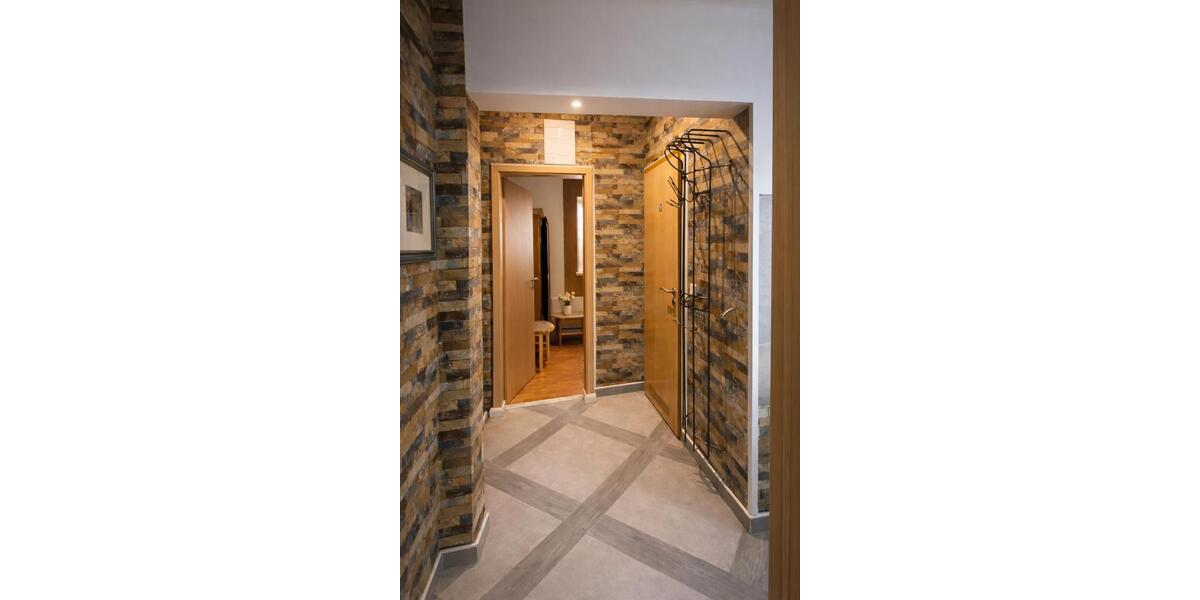 Etagenwohnung Bochum Günnigfeld - 5 Zimmer, 70 m&sup2;, 1.000&euro; | Angebot:26300944