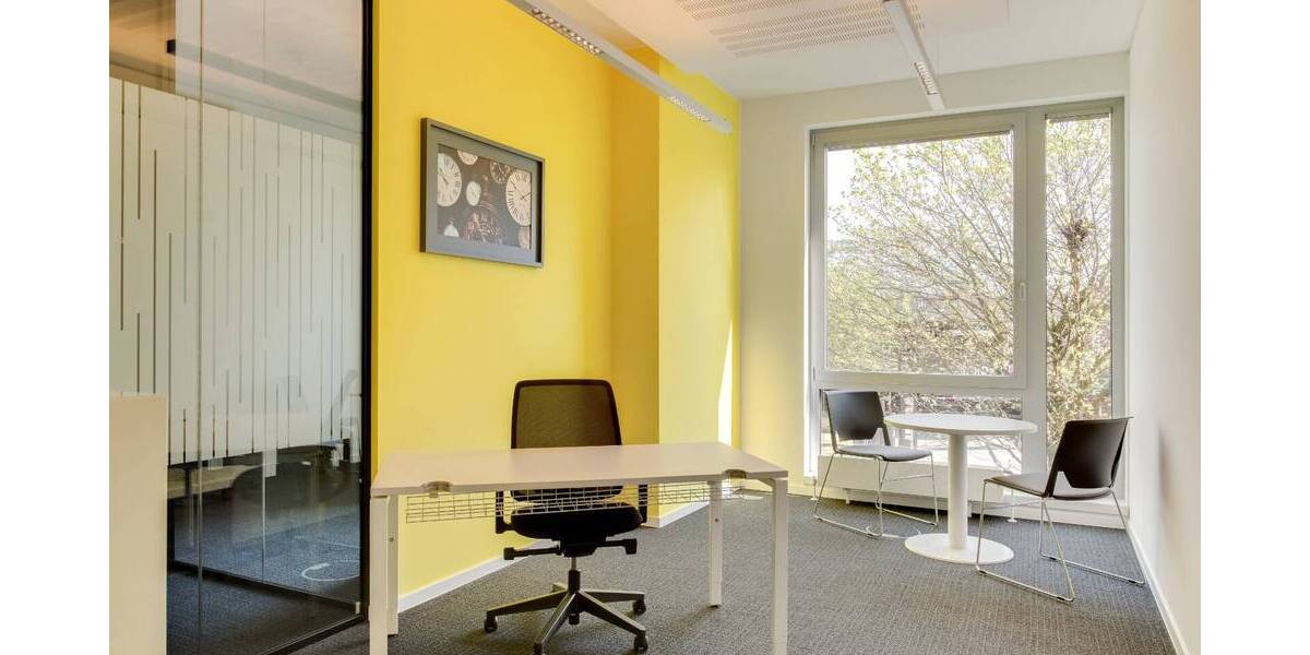 Arbeiten Sie in Regus Centro oder überall in unserem globalen Netzwerk zimmer