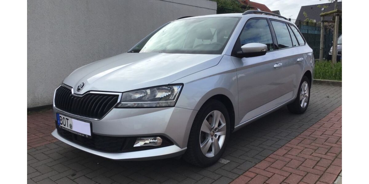 Skoda Fabia 65.800 km 12.800 &euro; Bottrop 46244