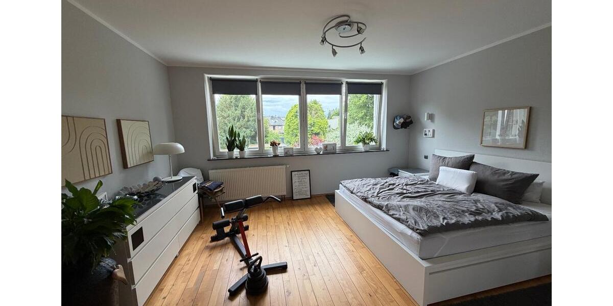 Reihenhaus Essen Huttrop - 3 Zimmer, 123 m&sup2;, 1.800&euro; | Angebot:27615081