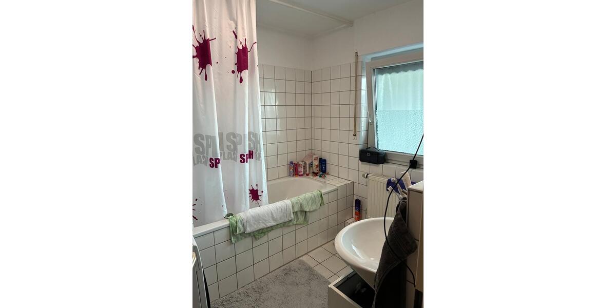 Dachgeschoßwohnung Oberhausen Schmachtendorf - 2.5 Zimmer, 55 m&sup2;, 826&euro; | Angebot:25414924