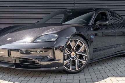 Porsche Taycan 9.000 km 112.900 &euro; Moers 47441