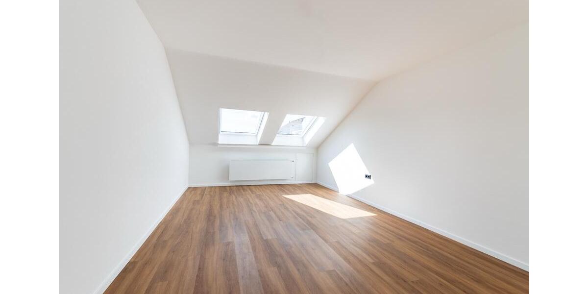 Dachgeschoßwohnung Mülheim an der Ruhr Dümpten - 3 Zimmer, 76 m&sup2;, 265.000&euro; | Angebot:27115001