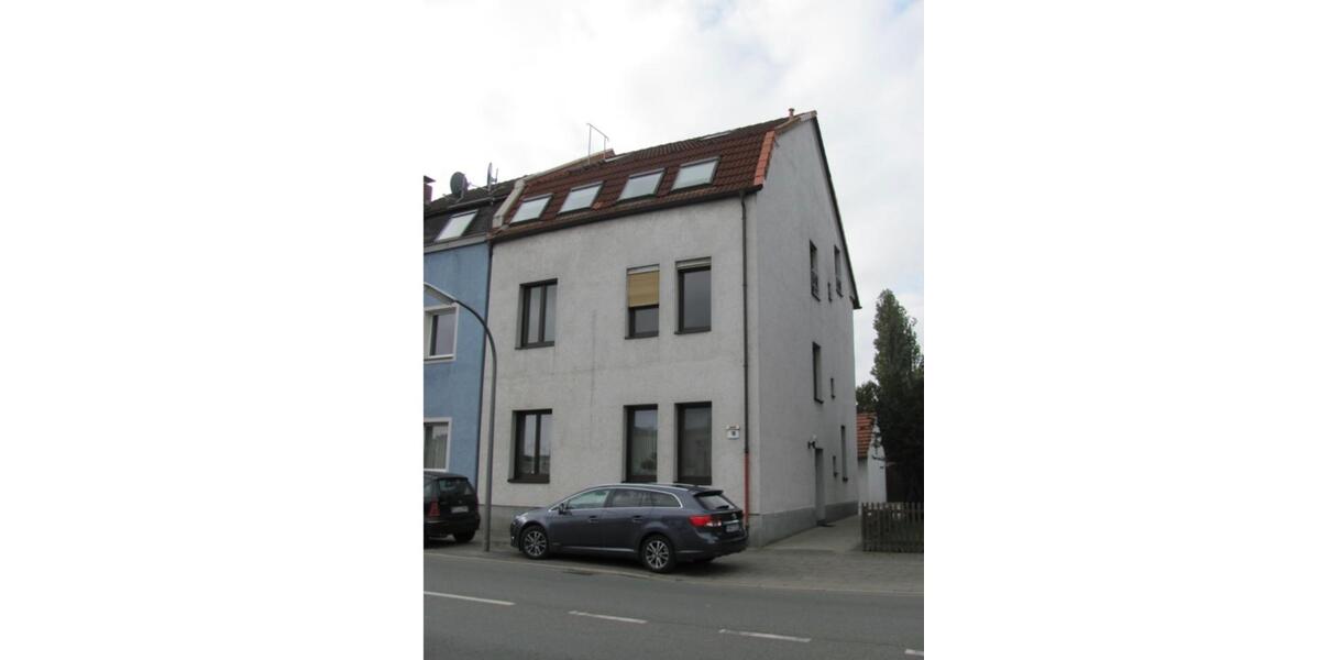 Solides Mehrfamilienhaus mit 3 Wohneinheiten – 16.000 € Miete p.a zimmer