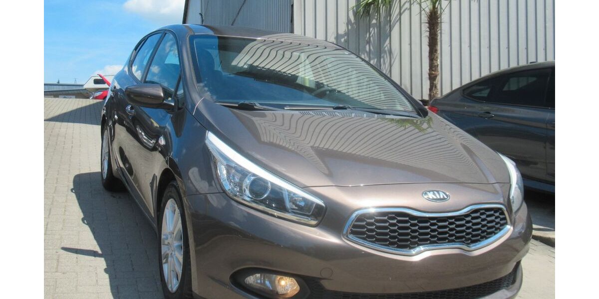 Kia ceed / Ceed 119.746 km 6.790 &euro; Herne 44653