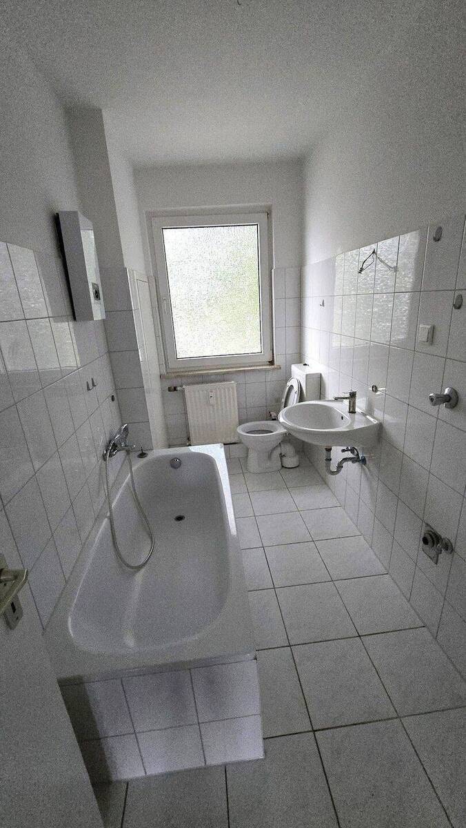 Sehr schöne renovierte 3 Zimmer Wohnung in Gelsenkirchen zu vermieten