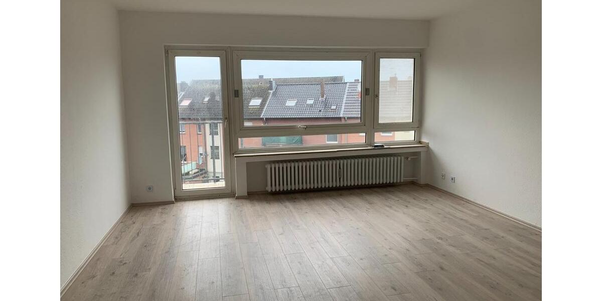 700,- € WARM 2-Raum Weitblick-Apartment Cityhochhaus Esplanade 2 zimmer