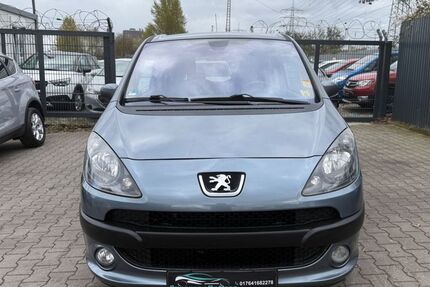 Peugeot 1007 115.100 km 2.000 &euro; Bottrop 46238