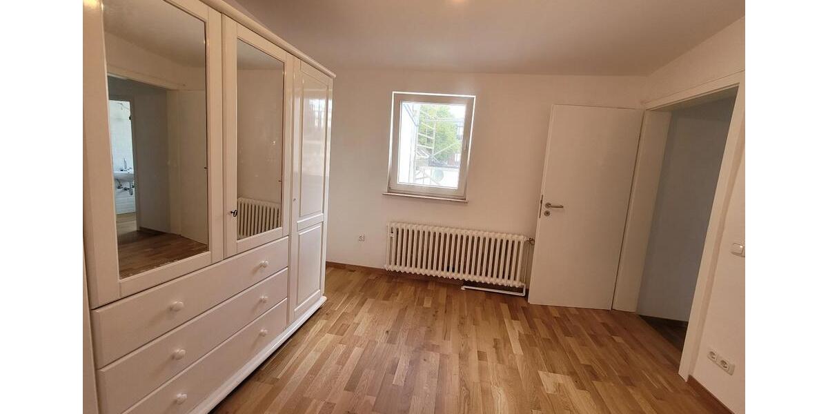 Etagenwohnung Duisburg Angerhausen - 1 Zimmer, 43 m&sup2;, 498&euro; | Angebot:26234627