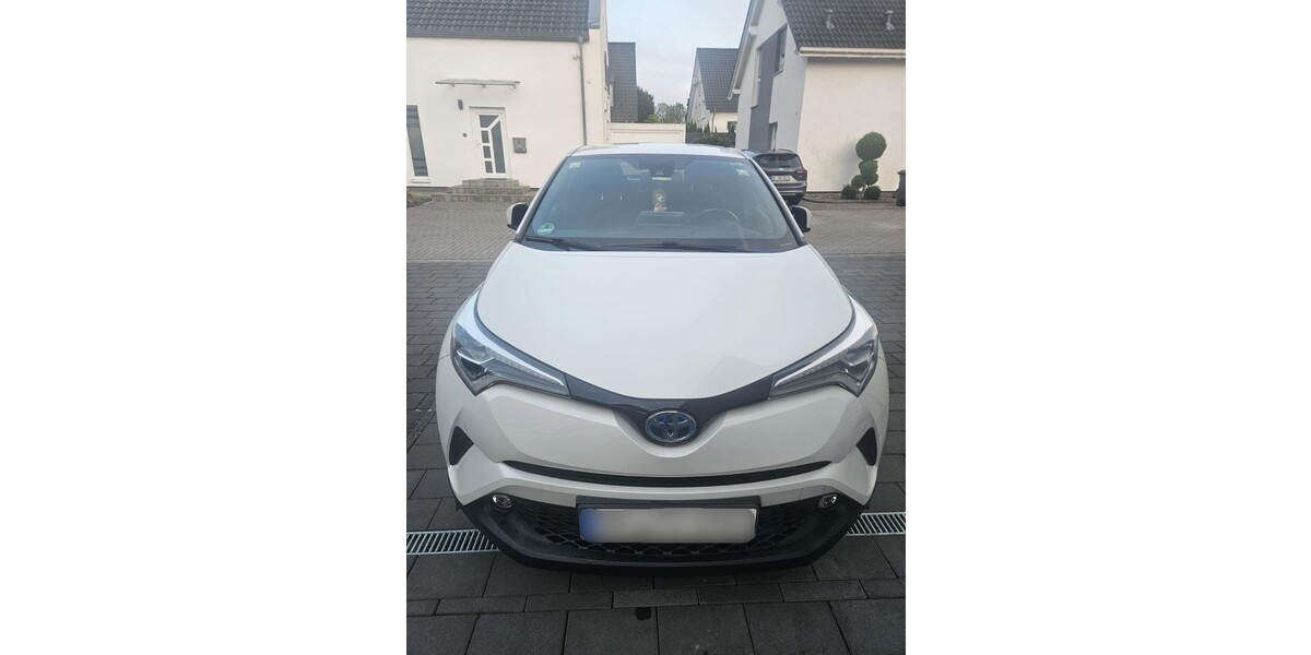 Toyota CHR 81.367 km 19.000 € Herten 45699