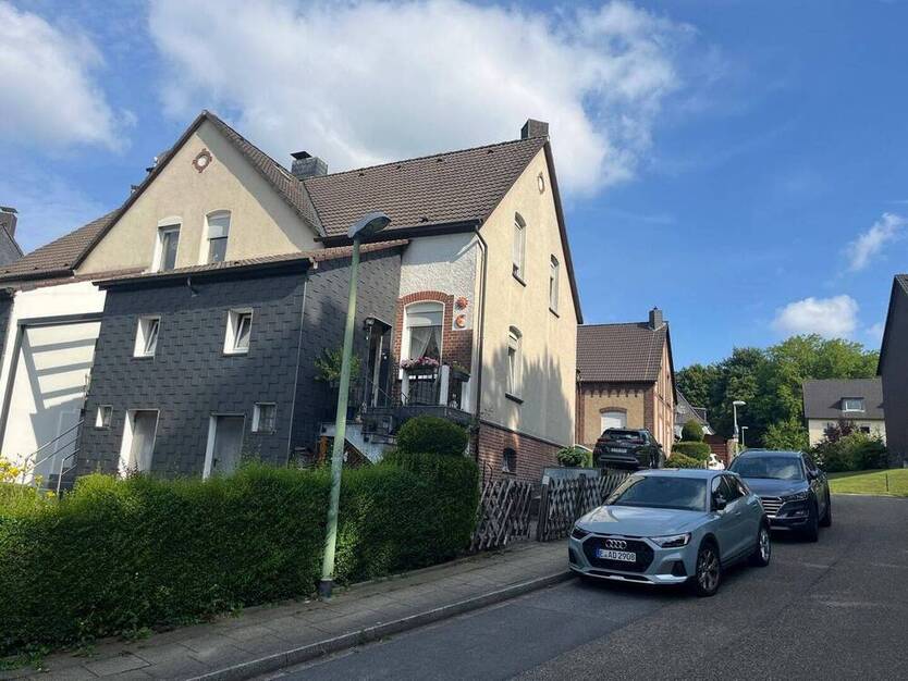 Essen-Bergerhausen! Domizil für die kleine Familie