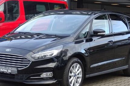 Ford S-Max 67.855 km 23.990 &euro; Essen 45355