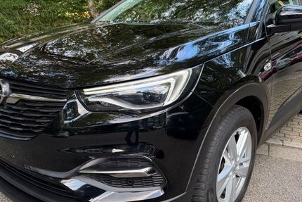Opel Grandland (X) 61.237 km 9.200 &euro; Essen 45276