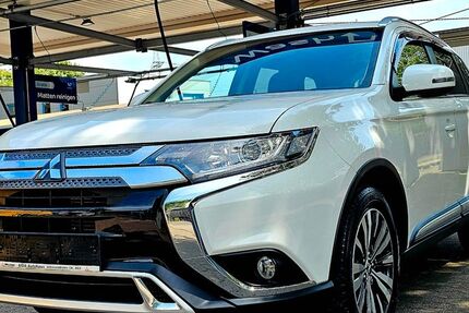 Mitsubishi Outlander 15.000 km 20.900 &euro; Mülheim an der Ruhr 45473
