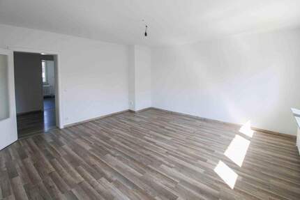 Haus Duisburg Rumeln-Kaldenhausen - 3 Zimmer, 165.000&euro; | Angebot:25628922