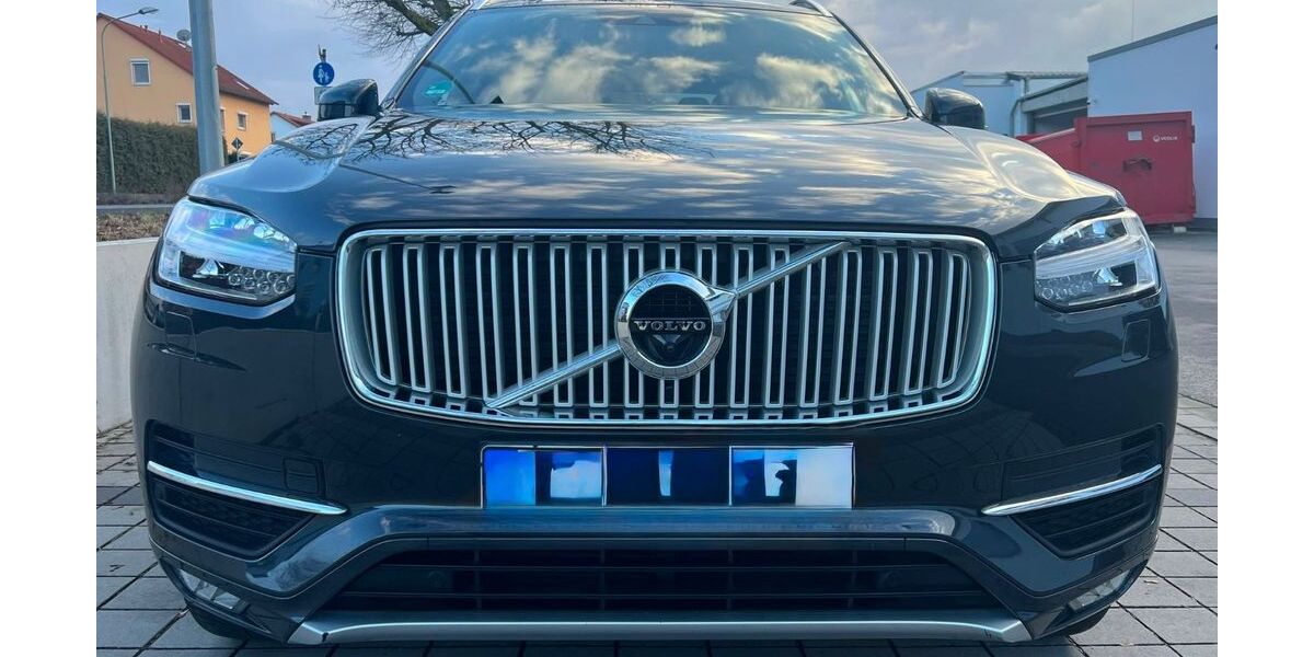 Volvo XC90 112.000 km 35.500 &euro; Essen 45147