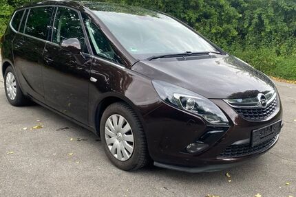 Opel Zafira 103.000 km 8.900 € Kamp-Lintfort 47475