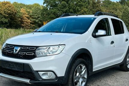 Dacia Sandero 103.600 km 6.490 &euro; Neukirchen-Vluyn 47506