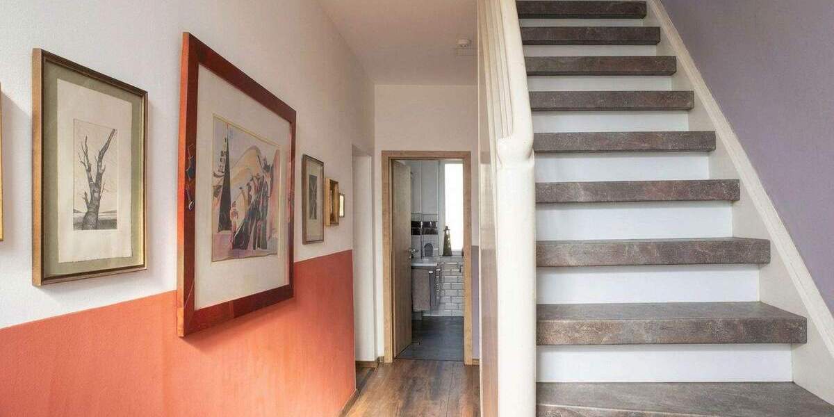 Einfamilienhaus Bottrop Eigen - 8 Zimmer, 162 m&sup2;, 638.000&euro; | Angebot:25535001