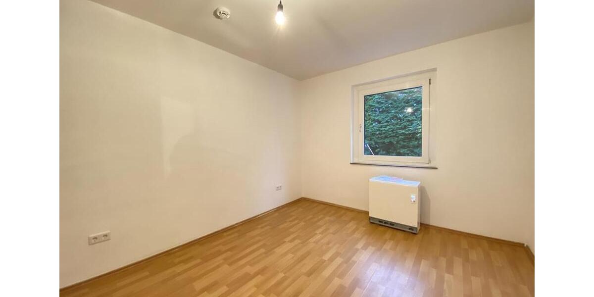 **Anrufen- Besichtigen- Einziehen** 4 zimmer